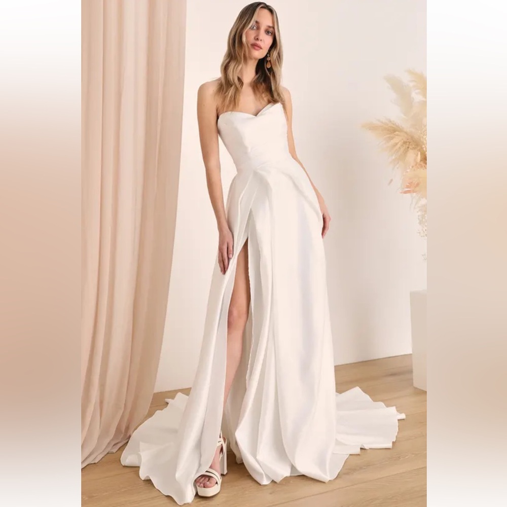 LULUS Bridal White Satin Strapless A-Line Wedding Gown Dress Sz 4 NWOT